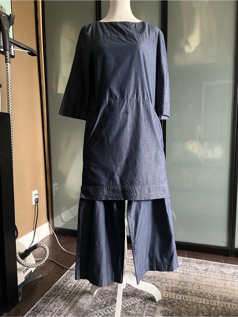 Navy Two-Piece Tunic Top and Wide Leg Pants Set